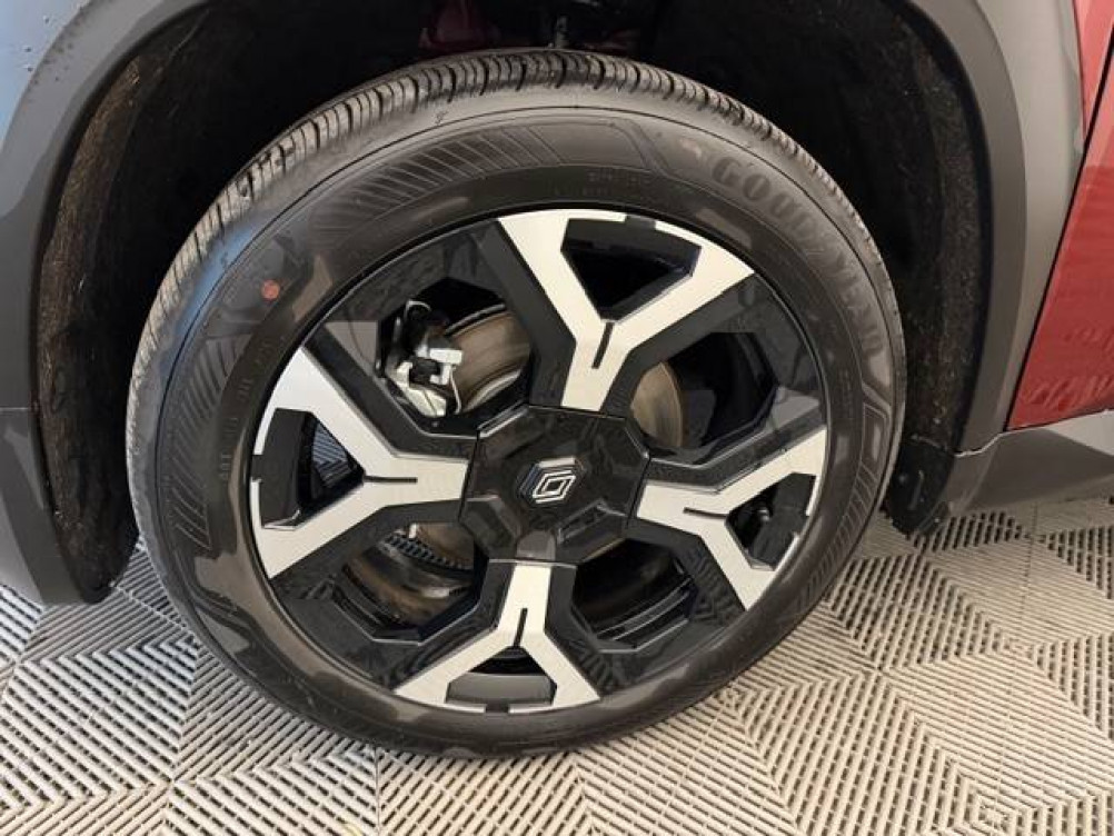 Acheter Renault Renault 4 Renault 4 E-Tech Electrique 150 ch autonomie confort Techno 5p neuf dans les concessions du Groupe Faurie