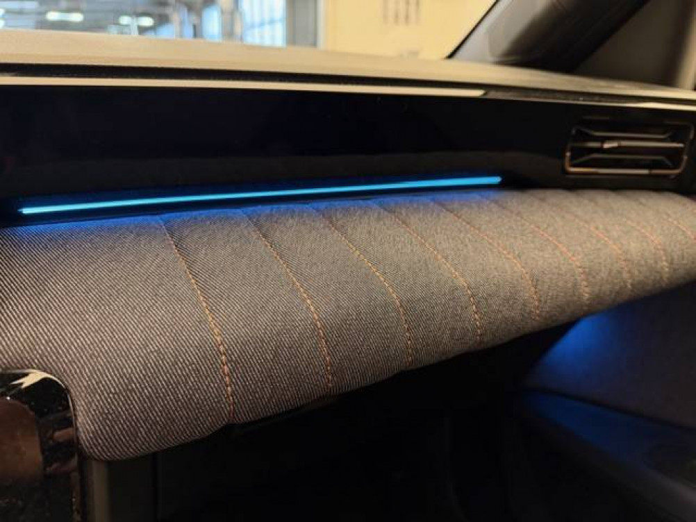 Acheter Renault Renault 4 Renault 4 E-Tech Electrique 150 ch autonomie confort Techno 5p neuf dans les concessions du Groupe Faurie