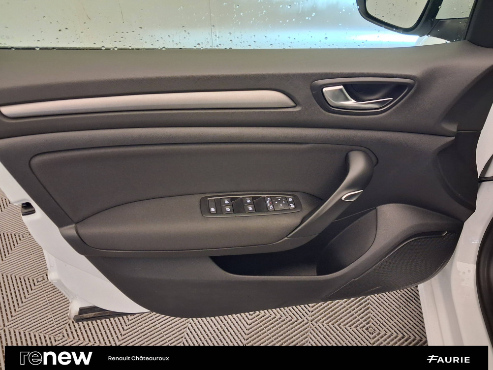 Acheter Renault Megane 4 Mégane IV Berline Blue dCi 115 - 21N Business 5p occasion dans les concessions du Groupe Faurie