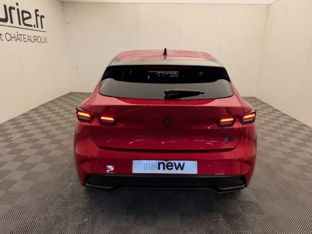 Acheter Renault Clio 6 Clio E-Tech full hybrid 160 ch esprit Alpine 5p neuf dans les concessions du Groupe Faurie