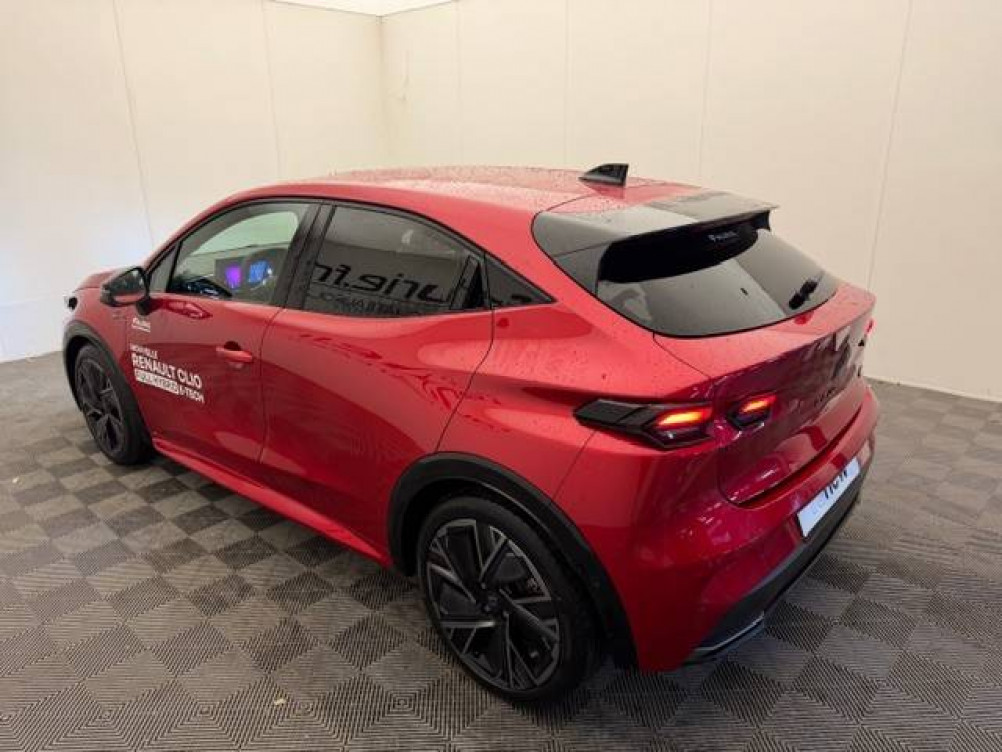 Acheter Renault Clio 6 Clio E-Tech full hybrid 160 ch esprit Alpine 5p neuf dans les concessions du Groupe Faurie