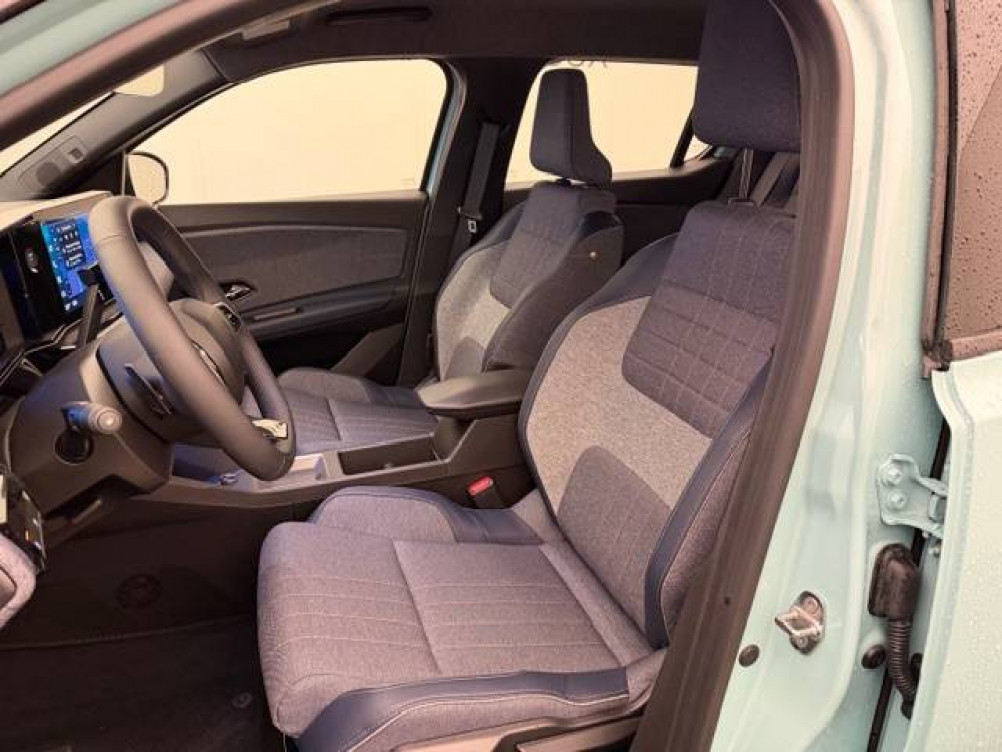 Acheter Renault Renault 4 Renault 4 E-Tech Electrique 150 ch autonomie confort Techno 5p neuf dans les concessions du Groupe Faurie