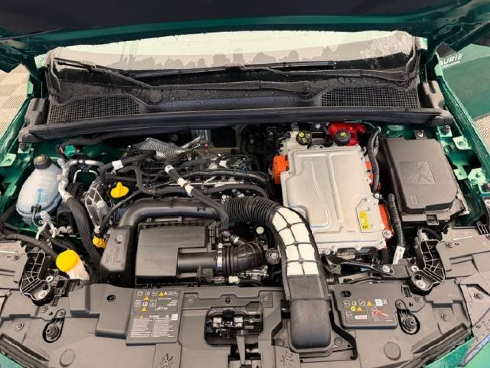 Acheter Renault Clio 6 Clio E-Tech full hybrid 160 ch Techno 5p neuf dans les concessions du Groupe Faurie