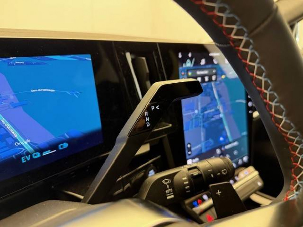 Acheter Renault Austral Austral full hybrid E-Tech 200 ch Esprit Alpine 5p neuf dans les concessions du Groupe Faurie