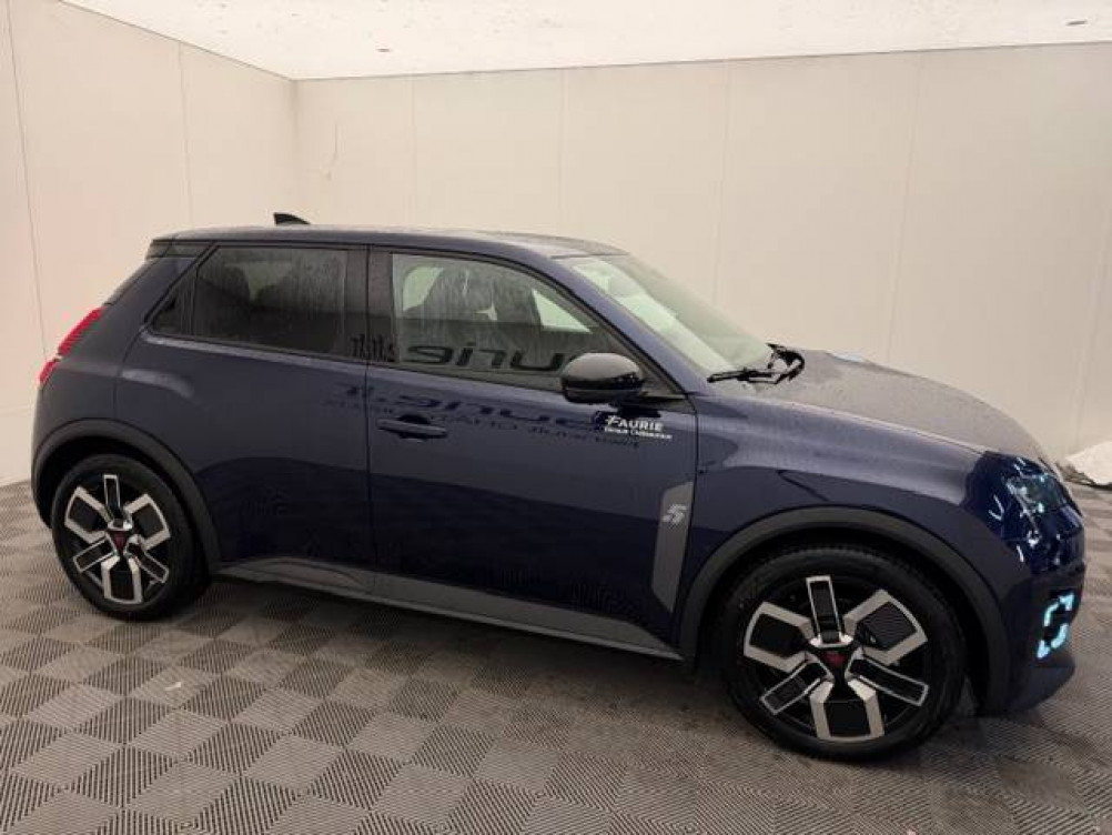 Acheter Renault Renault 5 Renault 5 E-Tech Electrique 150 ch autonomie confort Techno 5p neuf dans les concessions du Groupe Faurie