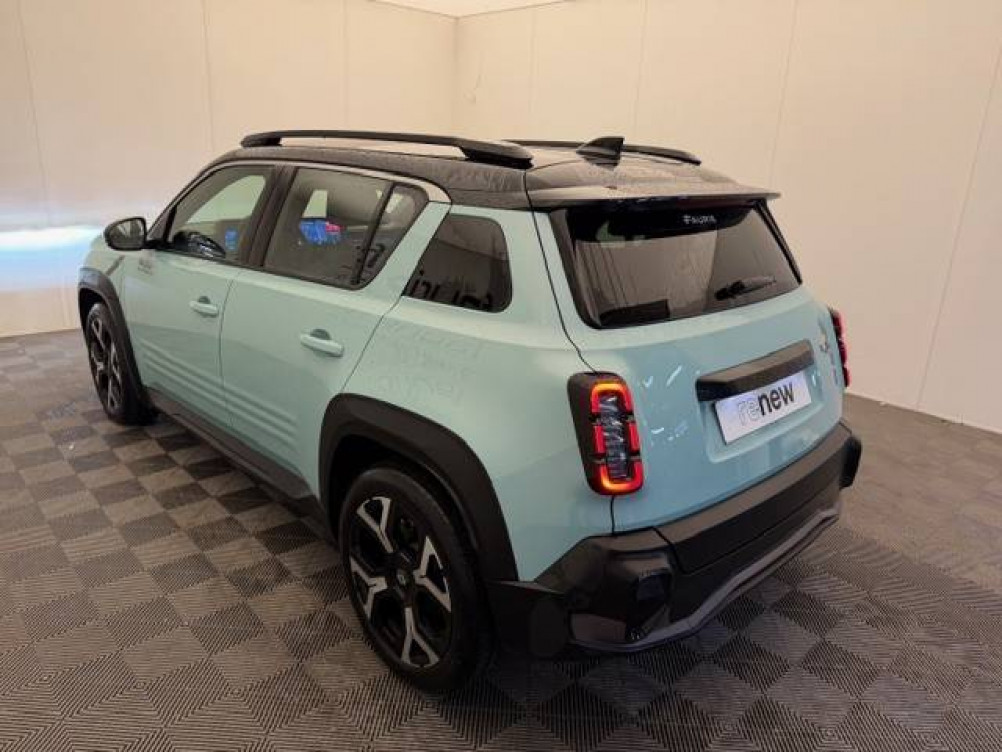 Acheter Renault Renault 4 Renault 4 E-Tech Electrique 150 ch autonomie confort Techno 5p neuf dans les concessions du Groupe Faurie