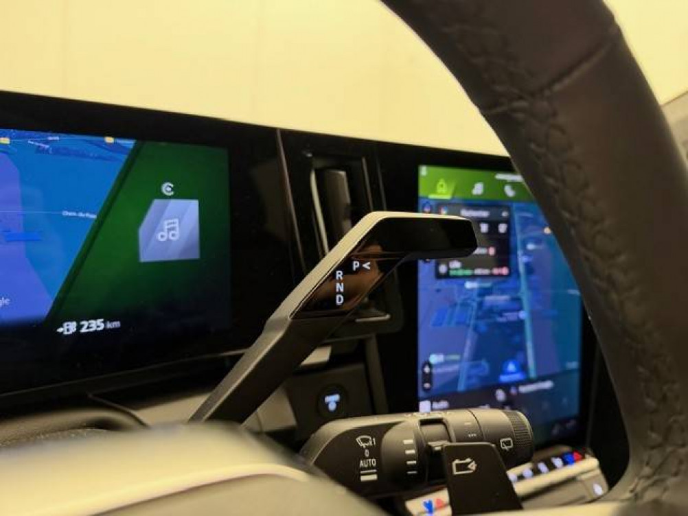 Acheter Renault Scenic 5 Scenic E-Tech electrique 220 ch grande autonomie Techno 5p neuf dans les concessions du Groupe Faurie