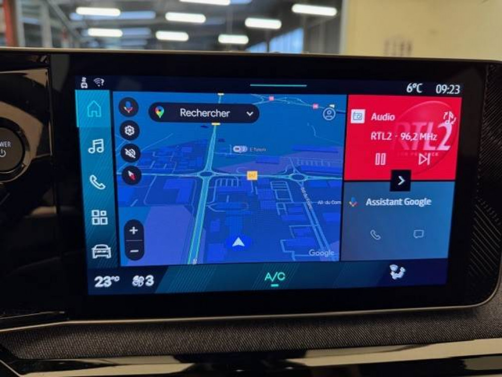 Acheter Renault Renault 4 Renault 4 E-Tech Electrique 150 ch autonomie confort Techno 5p neuf dans les concessions du Groupe Faurie