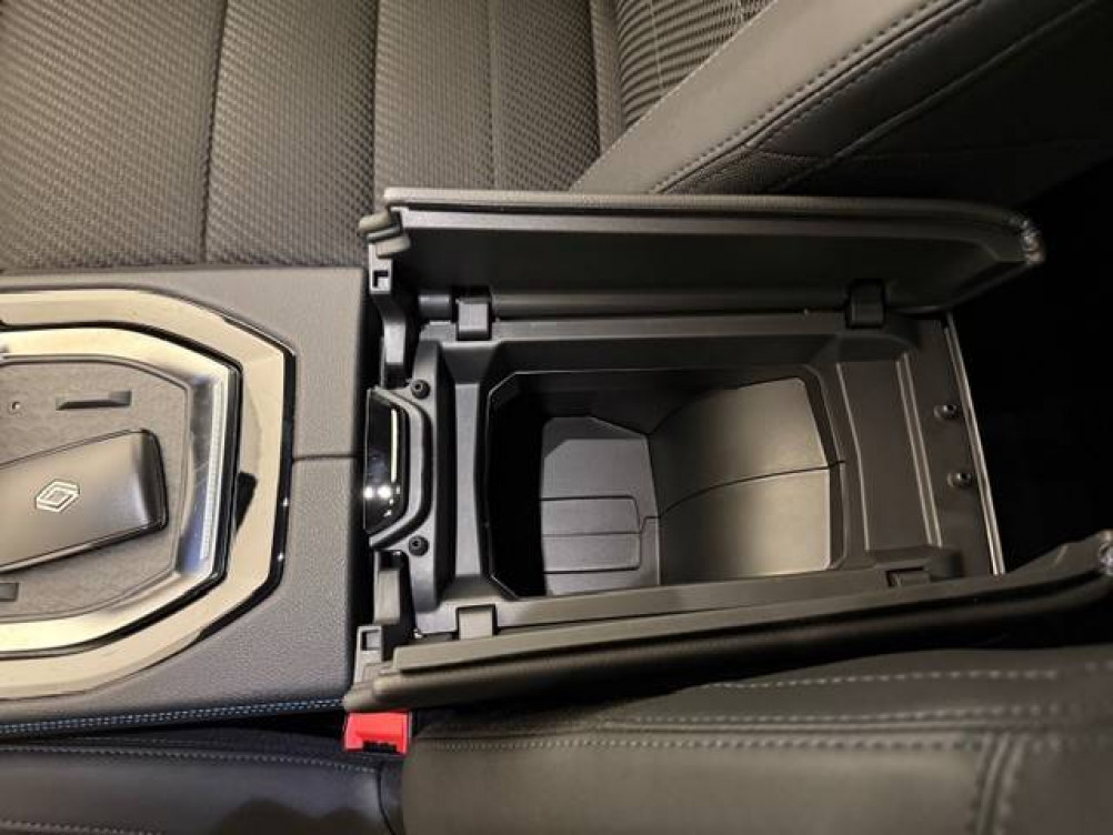 Acheter Renault Austral Austral full hybrid E-Tech 200 ch Esprit Alpine 5p neuf dans les concessions du Groupe Faurie