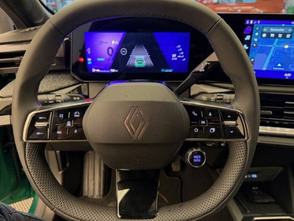 Acheter Renault Clio 6 Clio E-Tech full hybrid 160 ch Techno 5p neuf dans les concessions du Groupe Faurie