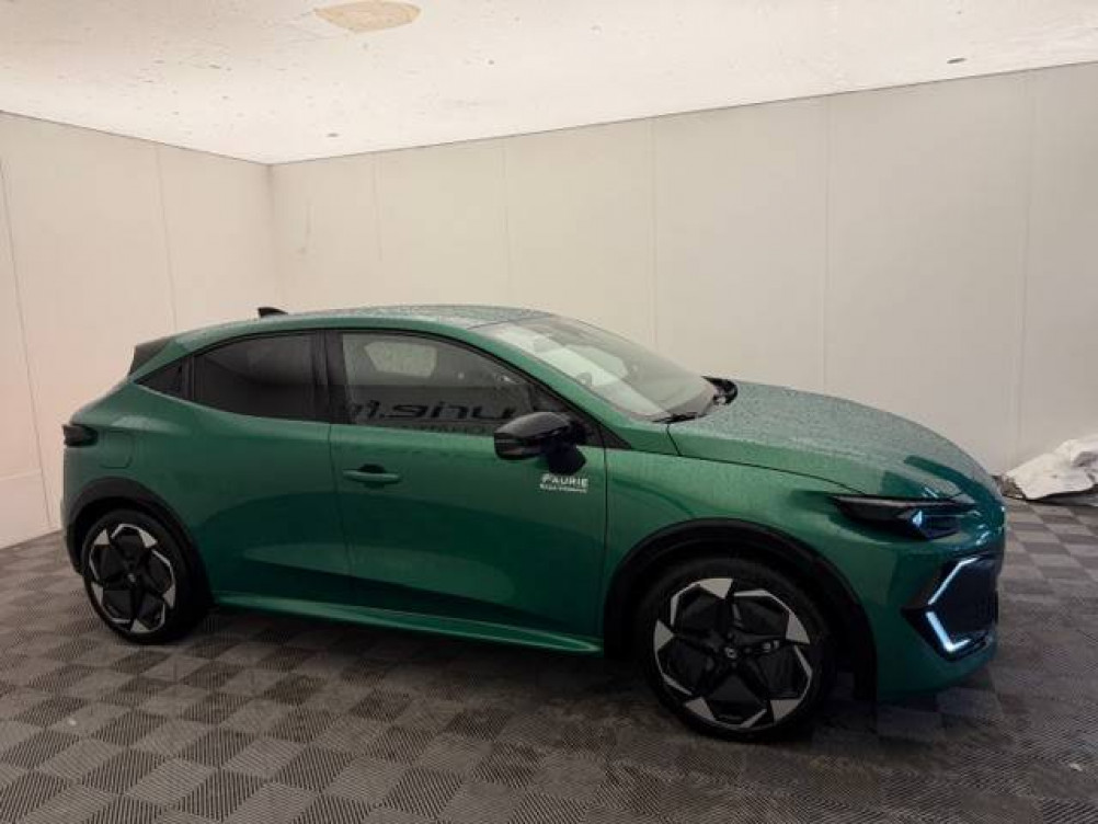 Acheter Renault Clio 6 Clio E-Tech full hybrid 160 ch Techno 5p neuf dans les concessions du Groupe Faurie