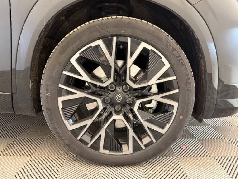 Acheter Renault Austral Austral full hybrid E-Tech 200 ch Esprit Alpine 5p neuf dans les concessions du Groupe Faurie