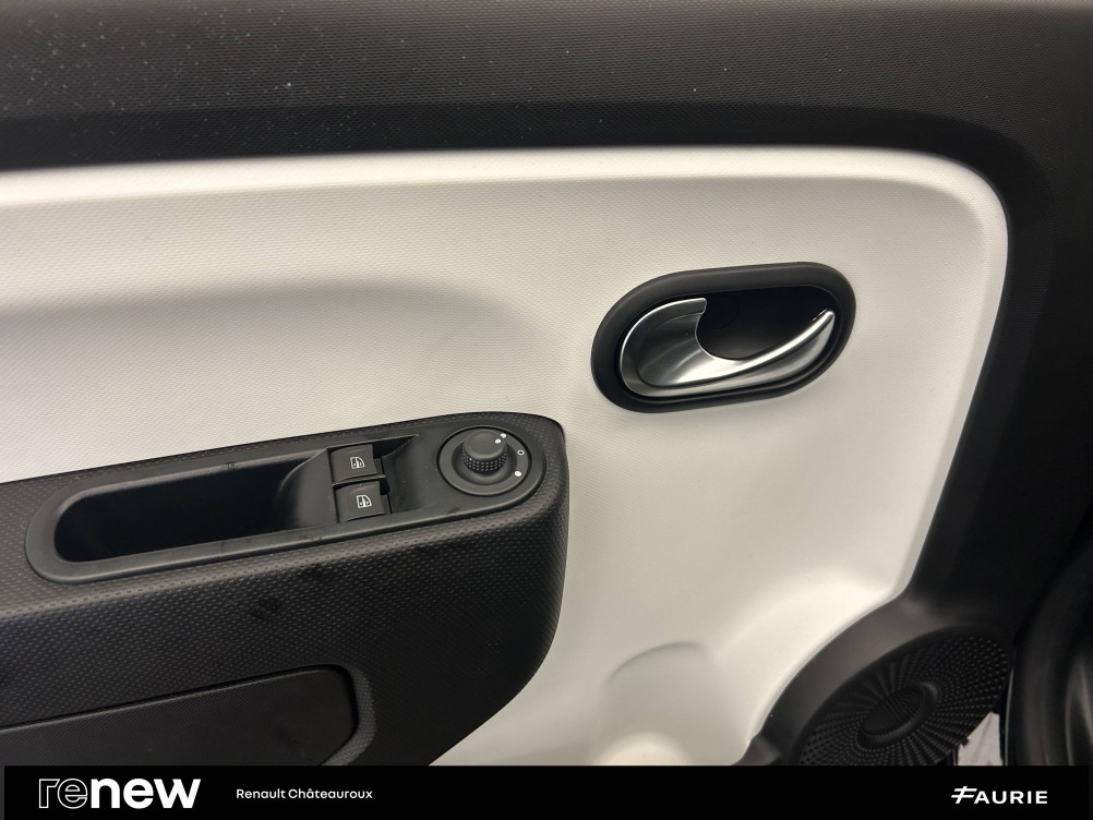 Acheter Renault Twingo 3 Twingo III 0.9 TCe 90 E6C Limited EDC 5p occasion dans les concessions du Groupe Faurie