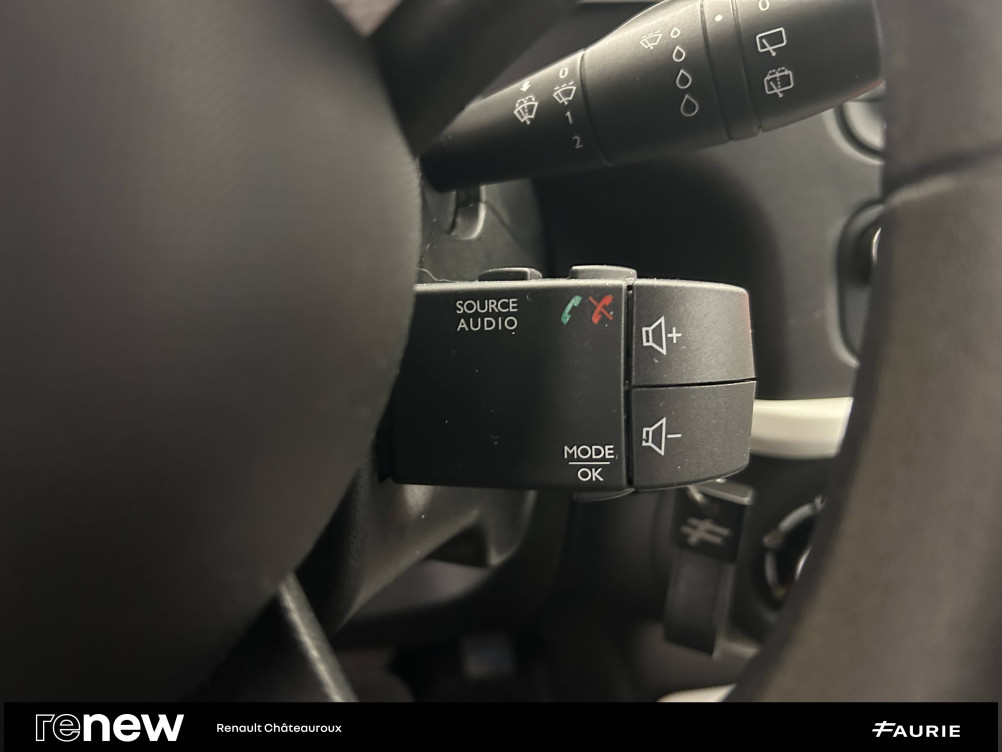 Acheter Renault Twingo 3 Twingo III 0.9 TCe 90 E6C Limited EDC 5p occasion dans les concessions du Groupe Faurie