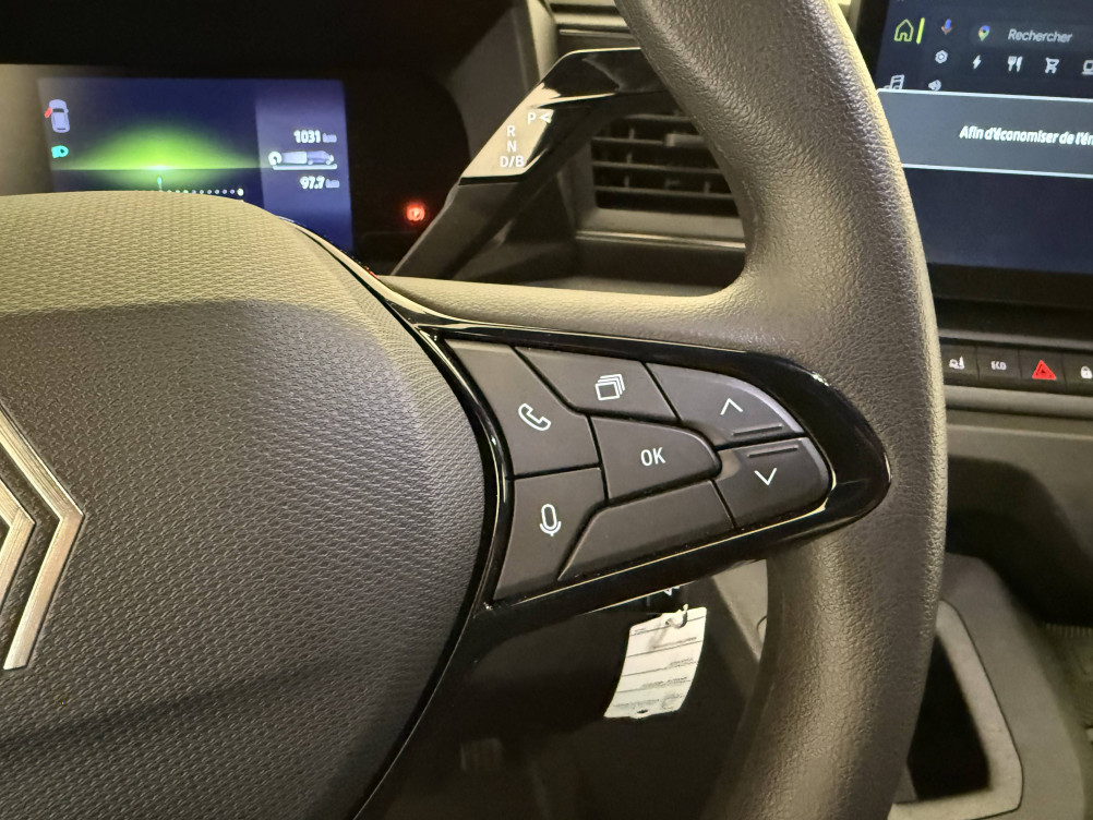 Acheter Renault Master Électrique MASTER ELECTRIQUE FG GRANDE AUTONOMIE L2H2 4T ADVANCE 4p neuf dans les concessions du Groupe Faurie