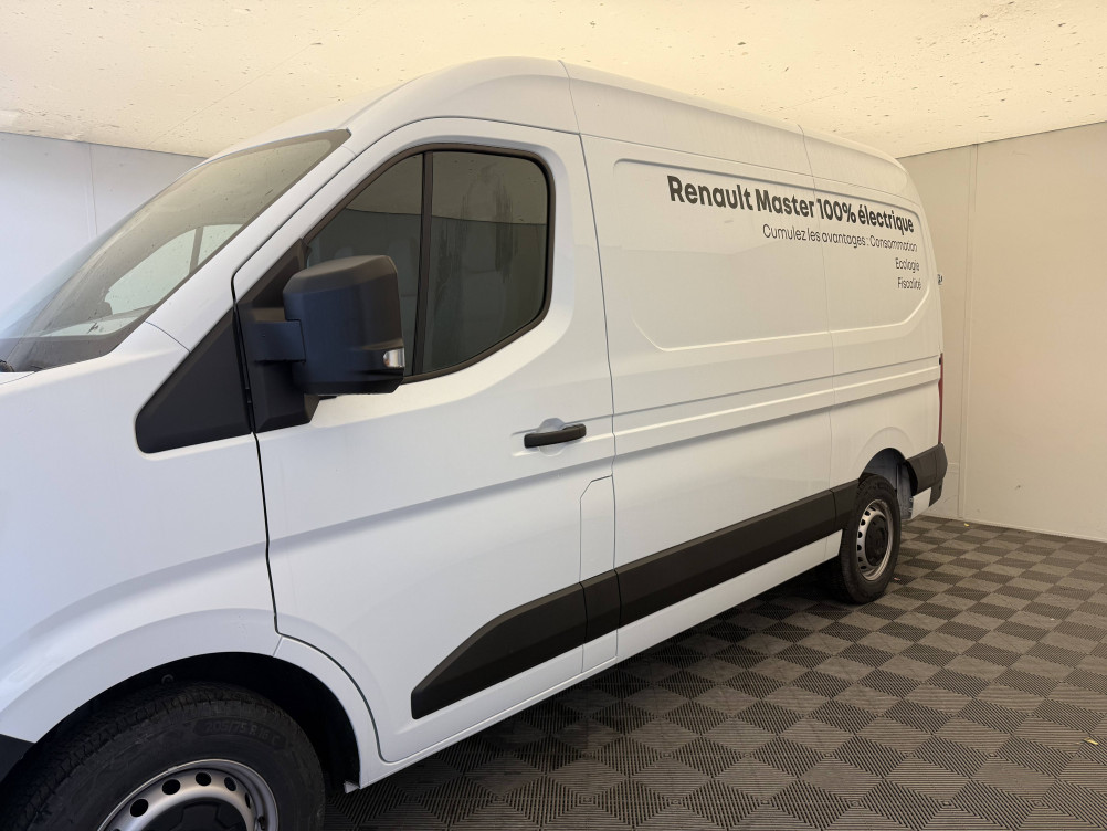 Acheter Renault Master Électrique MASTER ELECTRIQUE FG GRANDE AUTONOMIE L2H2 4T ADVANCE 4p neuf dans les concessions du Groupe Faurie
