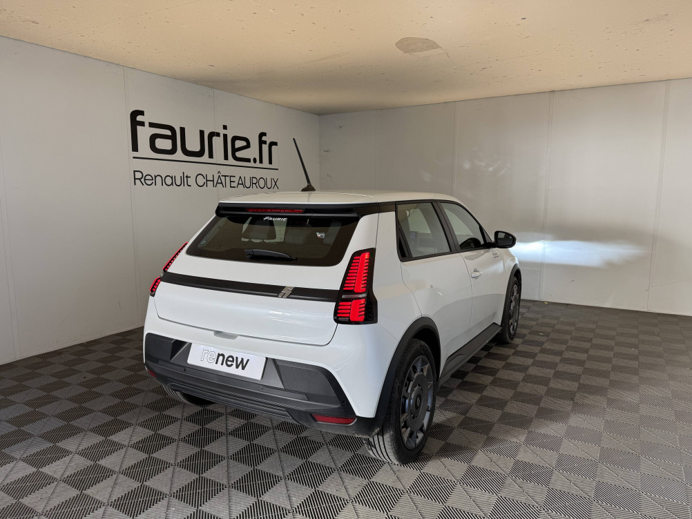 Acheter Renault Renault 5 Renault 5 E-Tech Electrique 120 ch autonomie urbaine Evolution 5p neuf dans les concessions du Groupe Faurie