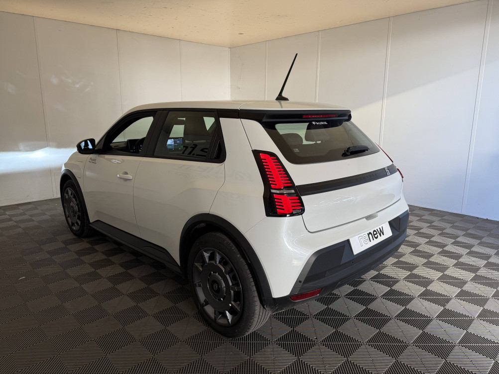 Acheter Renault Renault 5 Renault 5 E-Tech Electrique 120 ch autonomie urbaine Evolution 5p neuf dans les concessions du Groupe Faurie