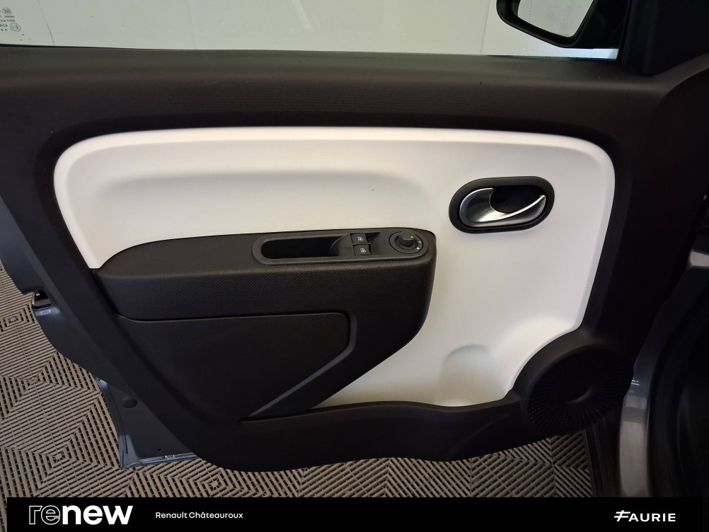 Acheter Renault Twingo 3 Twingo III 0.9 TCe 90 Energy E6C Intens 5p occasion dans les concessions du Groupe Faurie