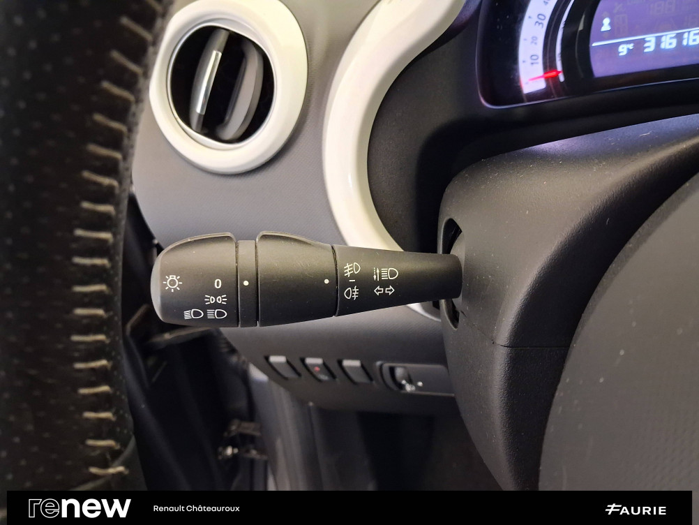 Acheter Renault Twingo 3 Twingo III 0.9 TCe 90 Energy E6C Intens 5p occasion dans les concessions du Groupe Faurie