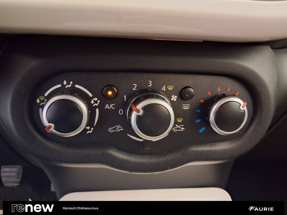 Acheter Renault Twingo 3 Twingo III 0.9 TCe 90 Energy E6C Intens 5p occasion dans les concessions du Groupe Faurie
