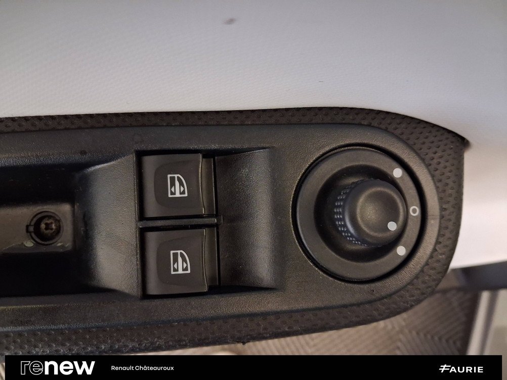 Acheter Renault Twingo 3 Twingo III 0.9 TCe 90 Energy E6C Intens 5p occasion dans les concessions du Groupe Faurie