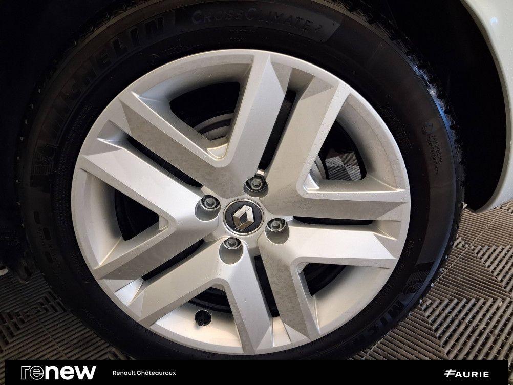 Acheter Renault Clio 5 Clio E-Tech 140 - 21N Business 5p occasion dans les concessions du Groupe Faurie