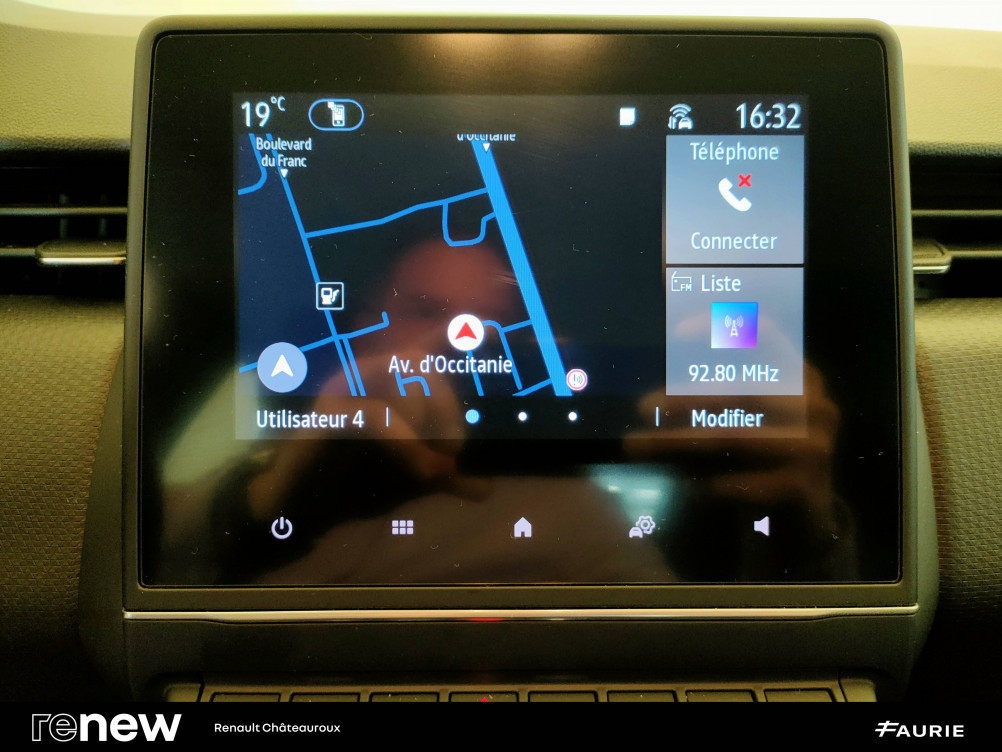 Acheter Renault Clio 5 Clio E-Tech 140 - 21N Business 5p occasion dans les concessions du Groupe Faurie