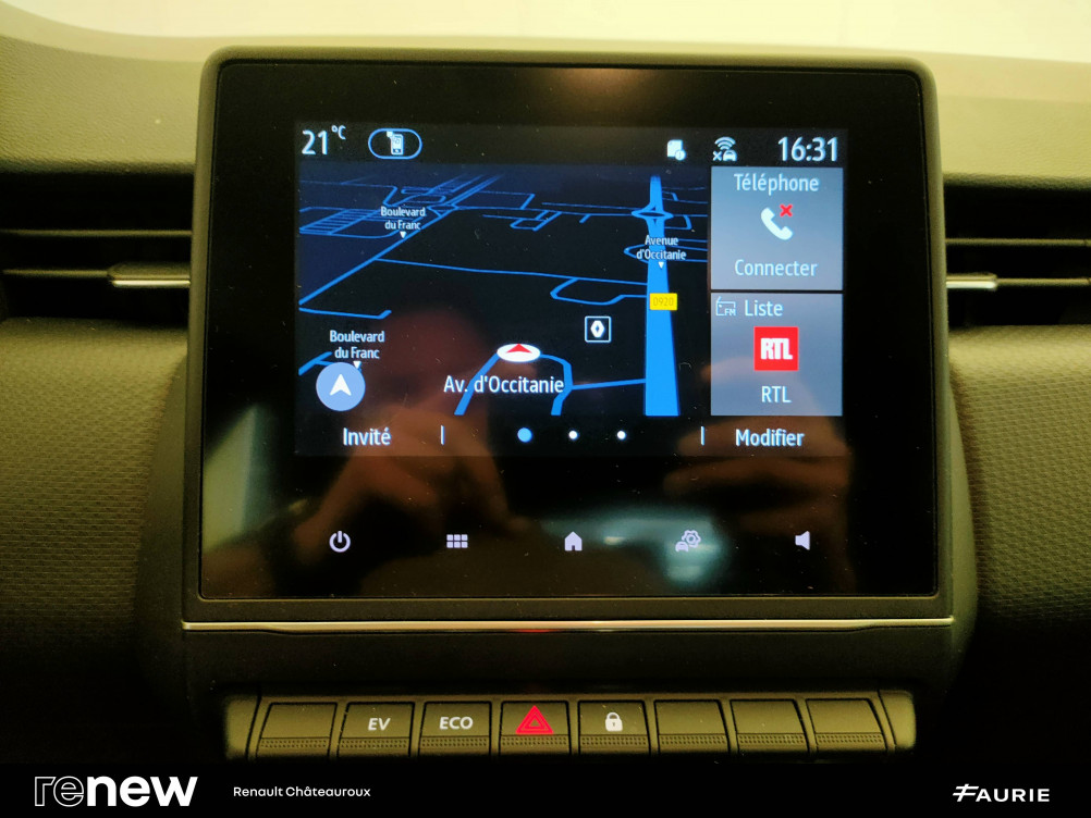 Acheter Renault Clio 5 Clio E-Tech 140 - 21N Business 5p occasion dans les concessions du Groupe Faurie