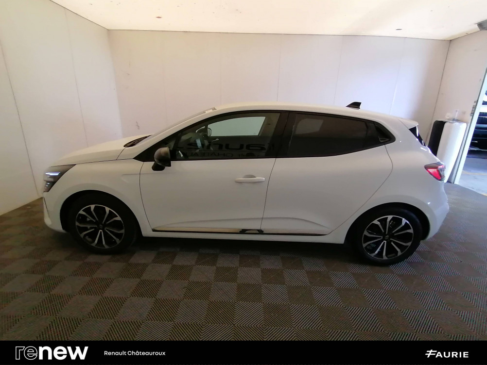 Acheter Renault Clio 5 Clio E-Tech full hybrid 145 ch GSR2 Techno 5p occasion dans les concessions du Groupe Faurie