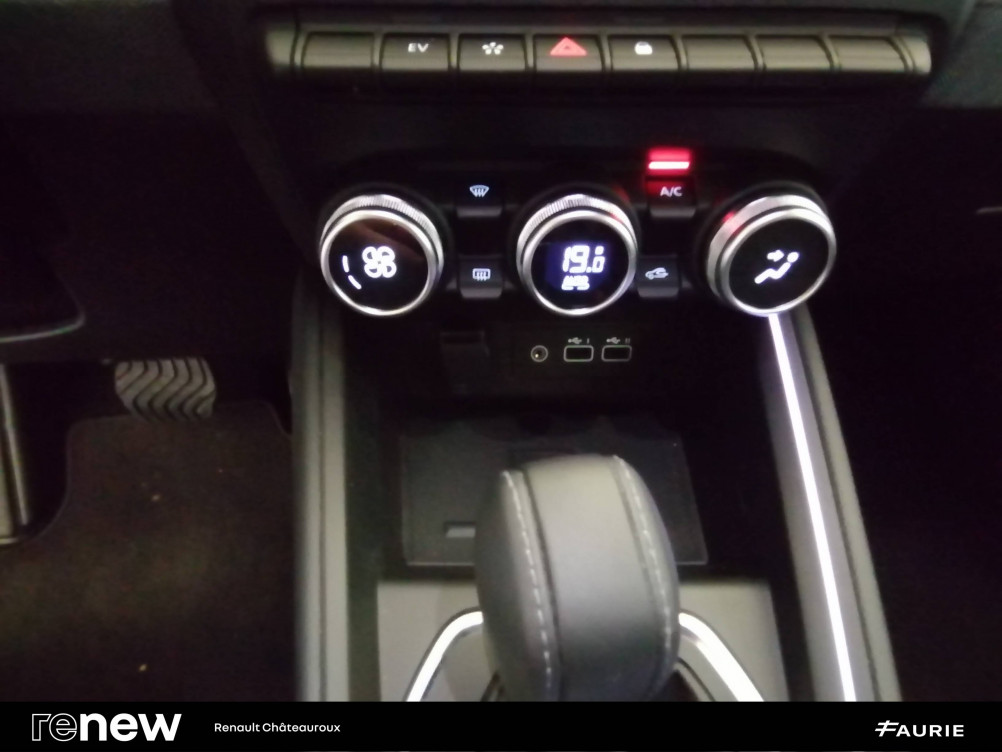 Acheter Renault Clio 5 Clio E-Tech full hybrid 145 ch GSR2 Techno 5p occasion dans les concessions du Groupe Faurie