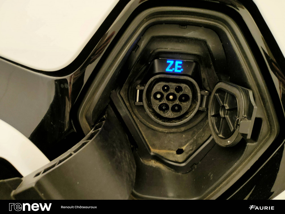 Acheter Renault Zoe Zoe Intens Gamme 2017 5p occasion dans les concessions du Groupe Faurie