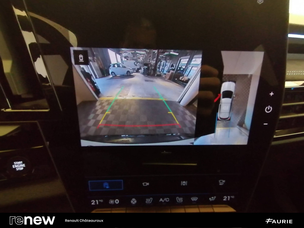 Acheter Renault Austral Austral E-Tech full hybrid 200 GSR2 Iconic esprit Alpine 5p occasion dans les concessions du Groupe Faurie