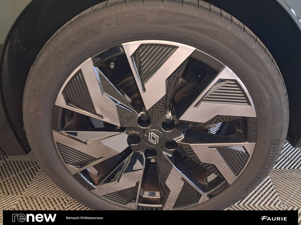 Acheter Renault Rafale Rafale E-Tech full hybrid 200 ch esprit Alpine 5p occasion dans les concessions du Groupe Faurie