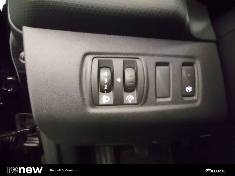 Acheter Renault Clio 4 Clio TCe 120 Energy Intens 5p occasion dans les concessions du Groupe Faurie