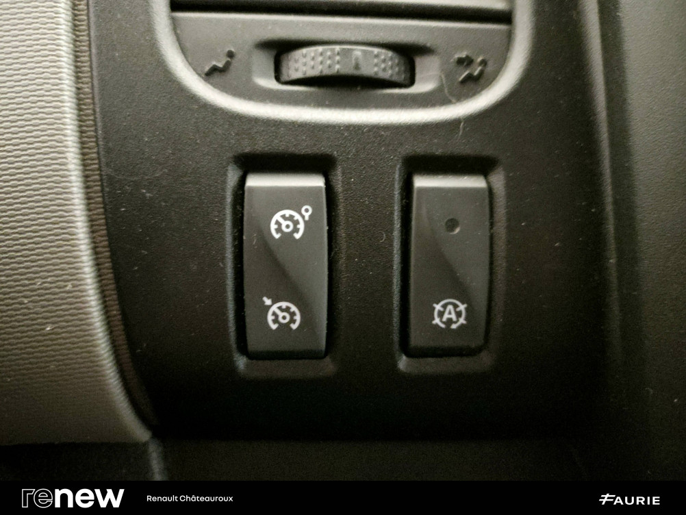 Acheter Renault Trafic 3 Trafic Combi L1 dCi 125 Energy Zen 4p occasion dans les concessions du Groupe Faurie