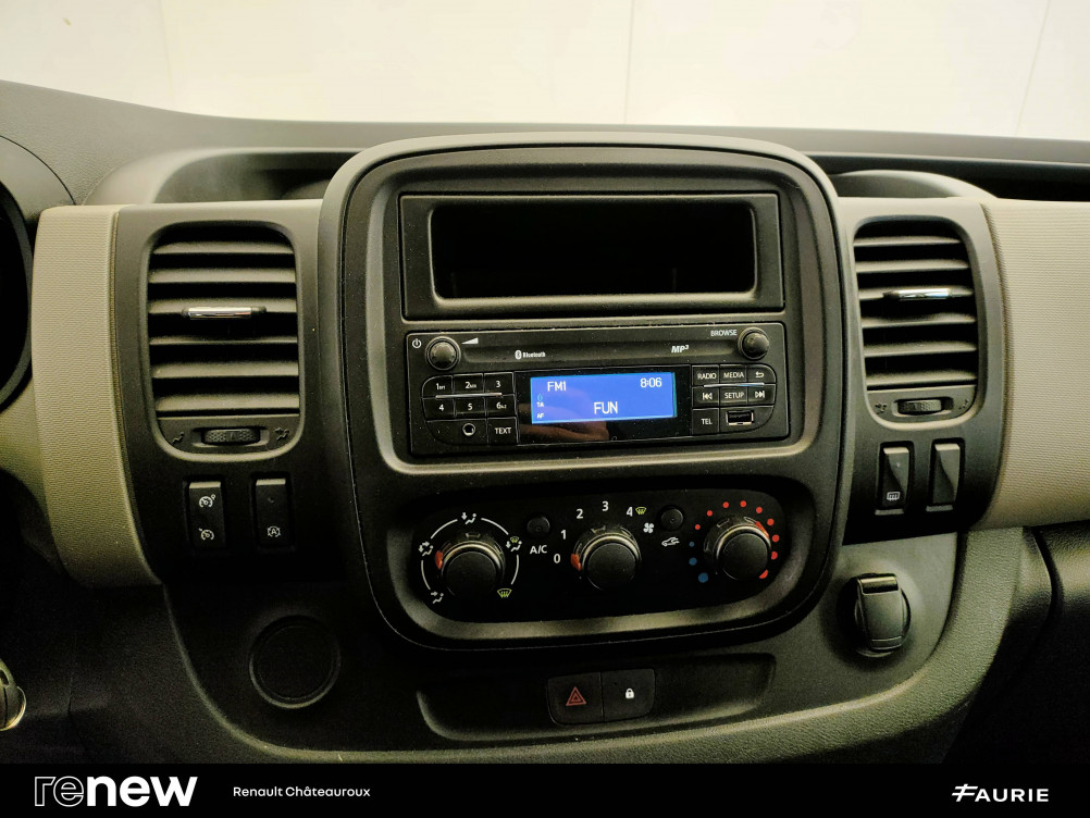 Acheter Renault Trafic 3 Trafic Combi L1 dCi 125 Energy Zen 4p occasion dans les concessions du Groupe Faurie