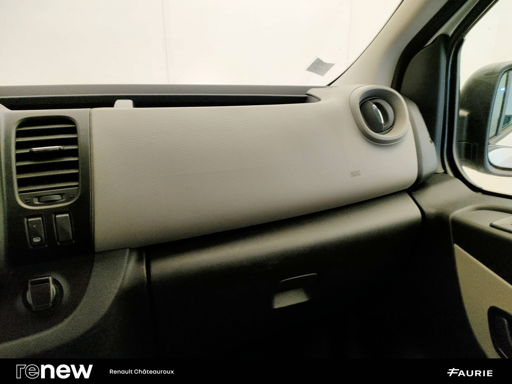 Acheter Renault Trafic 3 Trafic Combi L1 dCi 125 Energy Zen 4p occasion dans les concessions du Groupe Faurie