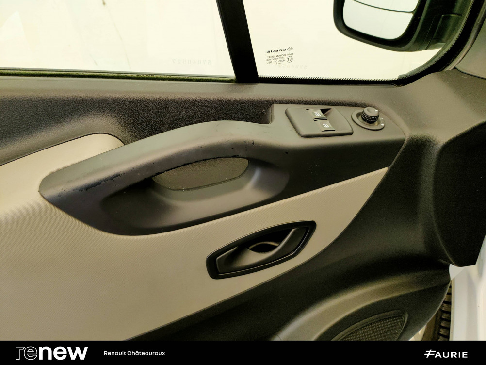 Acheter Renault Trafic 3 Trafic Combi L1 dCi 125 Energy Zen 4p occasion dans les concessions du Groupe Faurie