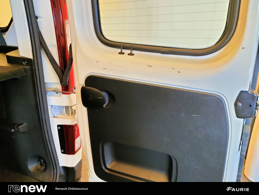 Acheter Renault Trafic 3 Trafic Combi L1 dCi 125 Energy Zen 4p occasion dans les concessions du Groupe Faurie