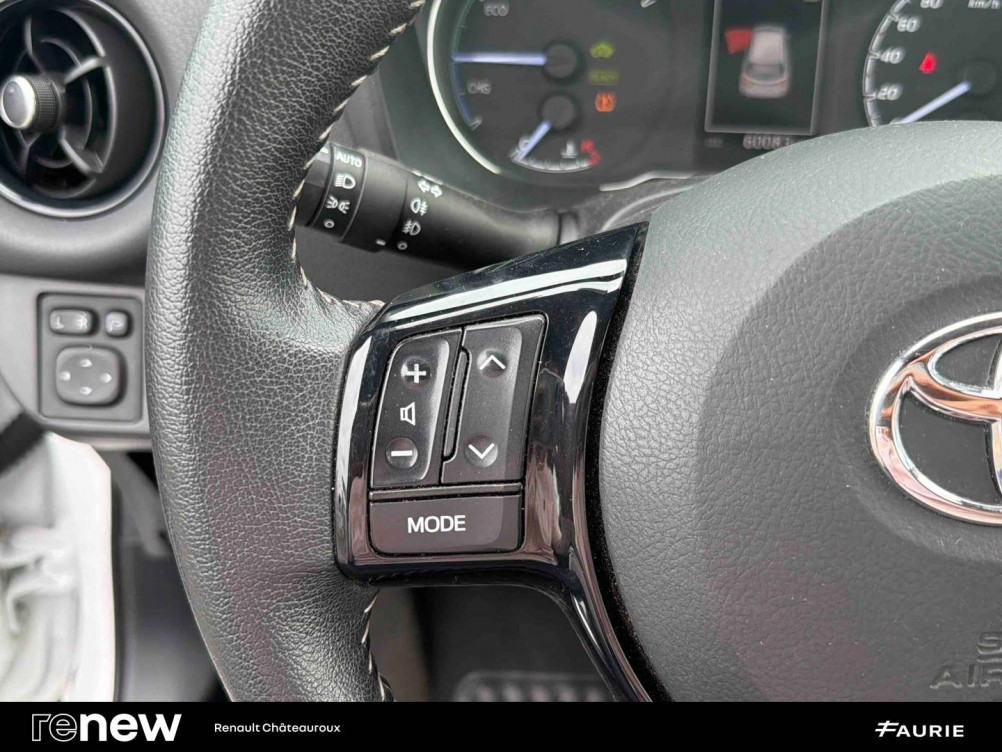 Acheter Toyota Yaris Yaris Hybride Pro 100h Dynamic 5p occasion dans les concessions du Groupe Faurie