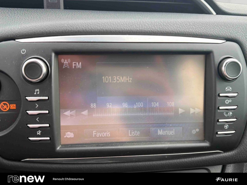 Acheter Toyota Yaris Yaris Hybride Pro 100h Dynamic 5p occasion dans les concessions du Groupe Faurie