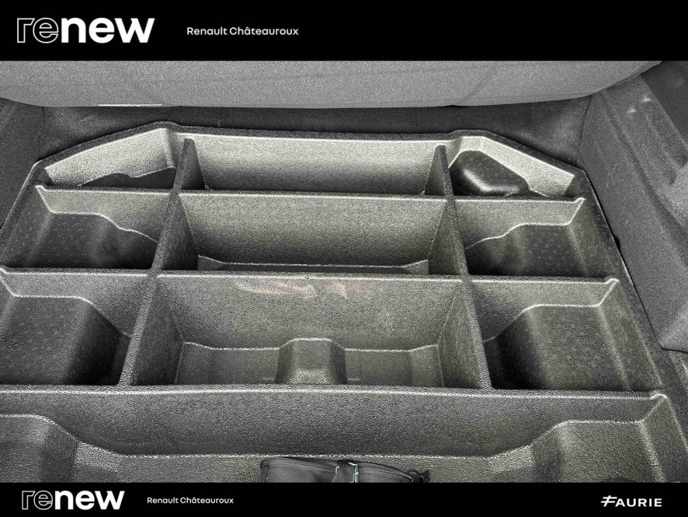 Acheter Renault Espace 6 Espace E-Tech full hybrid 200 GSR2 Iconic 5p occasion dans les concessions du Groupe Faurie