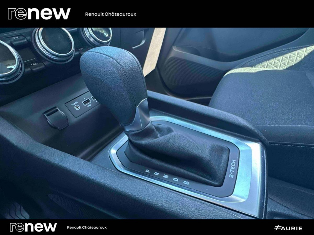 Acheter Renault Clio 5 Clio E-Tech 140 - 21N Business 5p occasion dans les concessions du Groupe Faurie