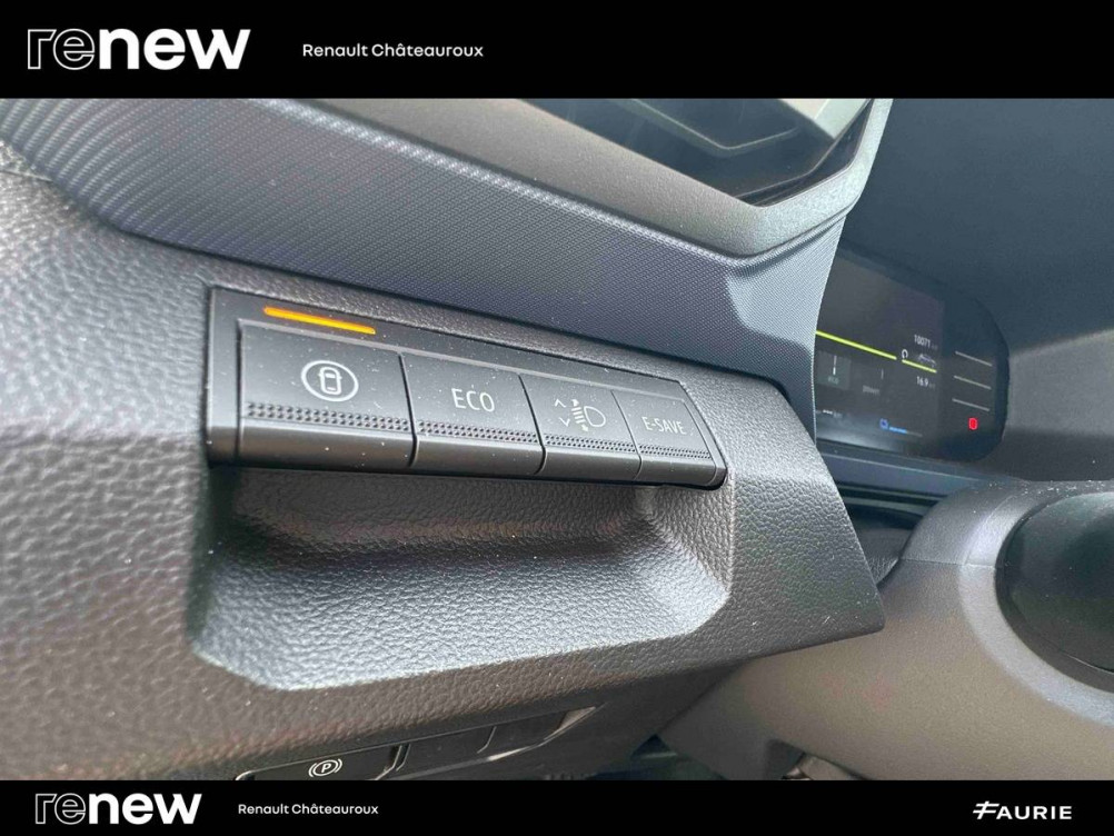 Acheter Dacia Duster Duster Hybrid 140 Journey 5p occasion dans les concessions du Groupe Faurie