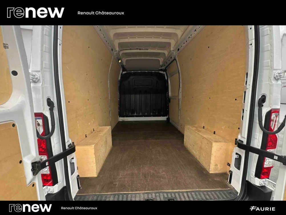 Acheter Renault Master 3 MASTER FGN TRAC F3500 L3H3 BLUE DCI 135 CONFORT 4p occasion dans les concessions du Groupe Faurie
