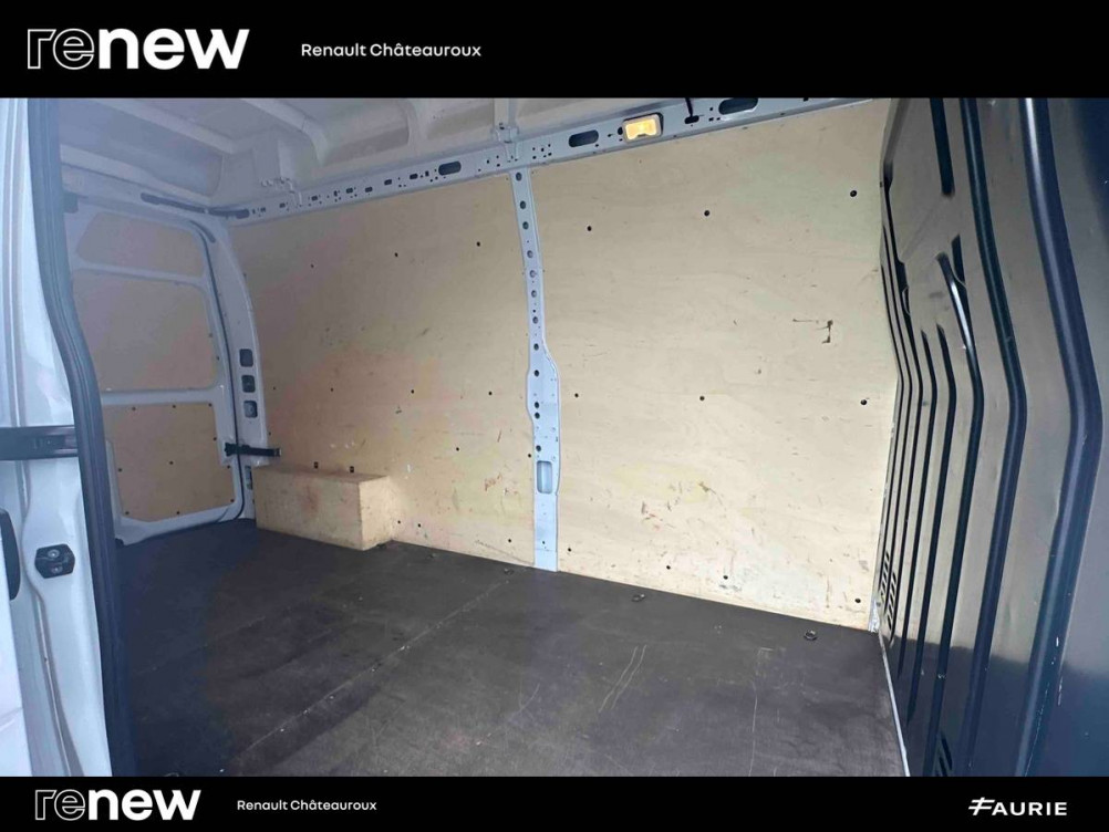 Acheter Renault Master 3 MASTER FGN TRAC F3500 L3H3 BLUE DCI 135 CONFORT 4p occasion dans les concessions du Groupe Faurie
