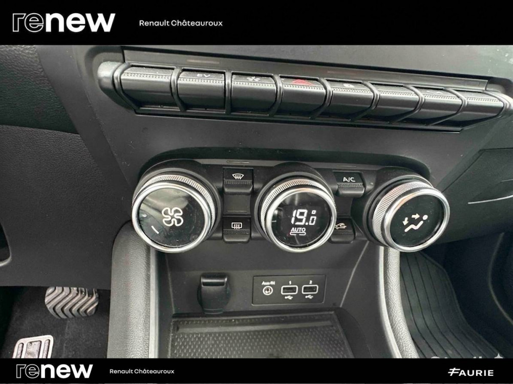 Acheter Renault Captur 2 Captur E-Tech 145 - 21 R.S. Line 5p occasion dans les concessions du Groupe Faurie
