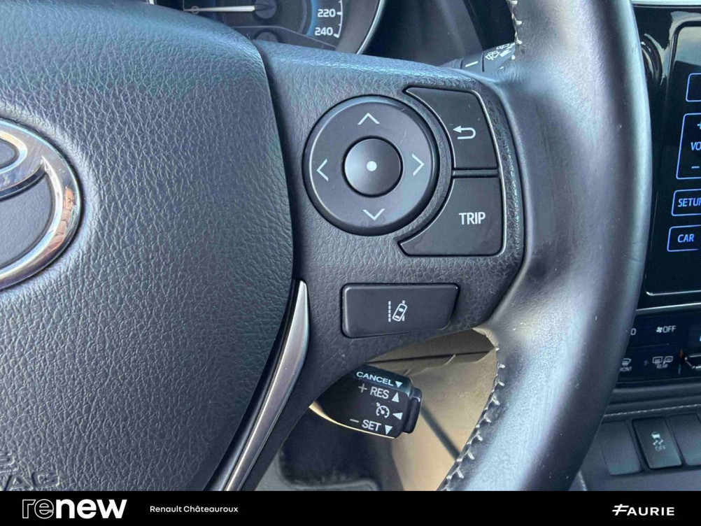 Acheter Toyota Auris Auris Touring Sports Hybride 136h Design 5p occasion dans les concessions du Groupe Faurie