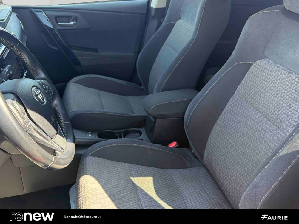 Acheter Toyota Auris Auris Touring Sports Hybride 136h Design 5p occasion dans les concessions du Groupe Faurie